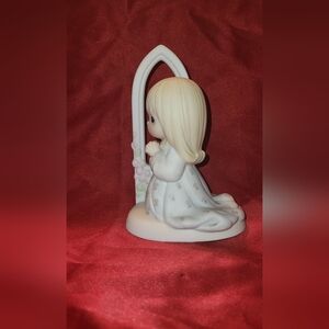 Precious Moments “O Worship the Lord” (1985, Enesco 100064)